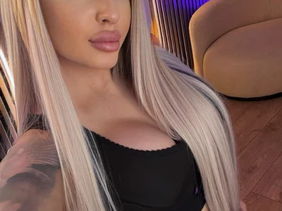 emily_bloom video