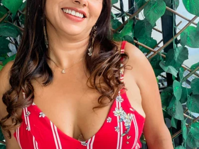 esmeralda_li live cam video preview